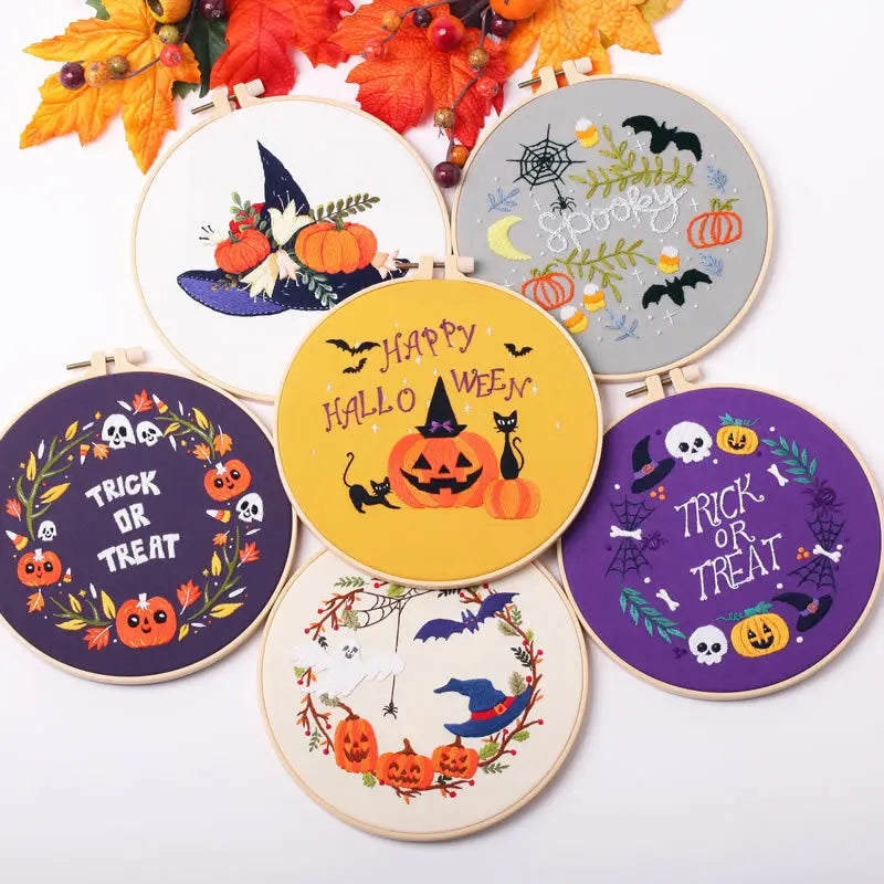 CraftHoop Halloween Spirit Embroidery Kit