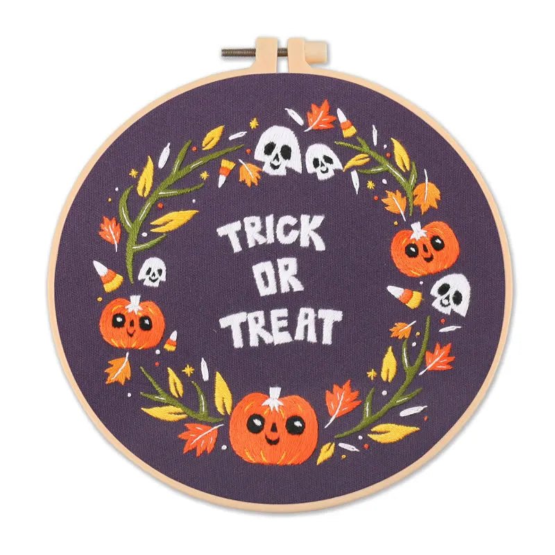 CraftHoop Halloween Spirit Embroidery Kit