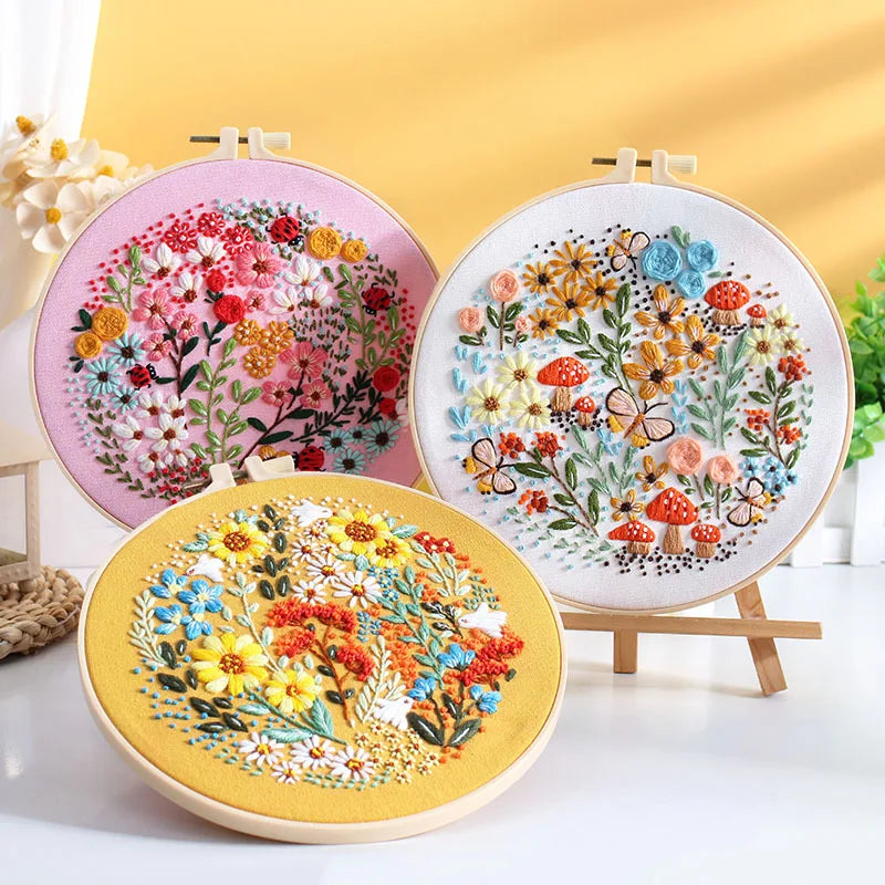 CraftHoop 4-Piece Bloom & Stitch Embroidery Set