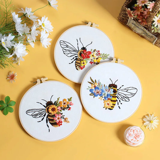 CraftHoop Bee & Blossom Embroidery Kit