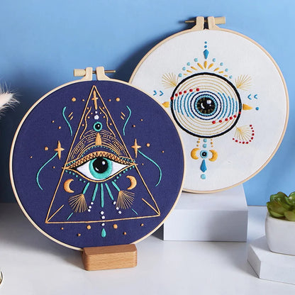 CraftHoop 4-Piece Eye of Wonder Embroidery Kit