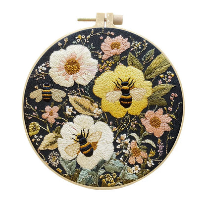 CraftHoop Buzz & Bloom Embroidery Kit