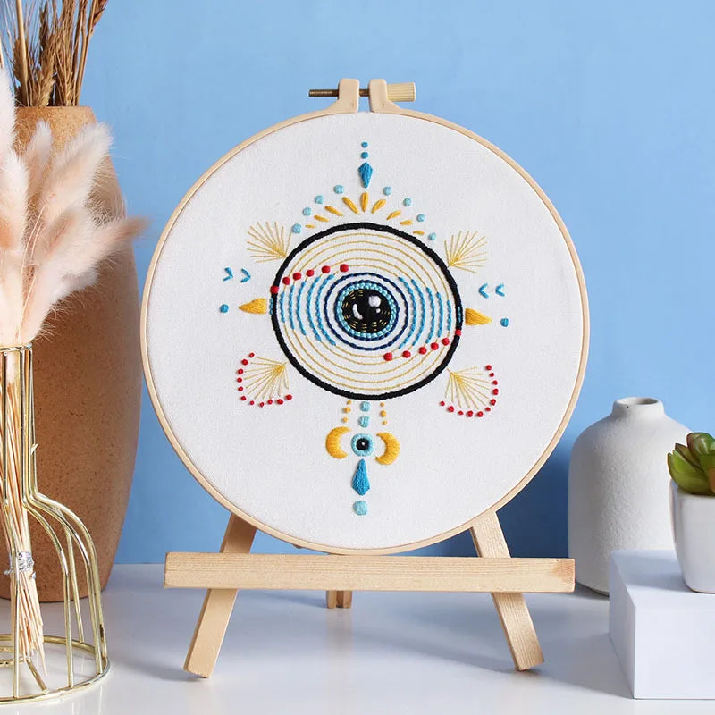 CraftHoop Eye of Wonder Embroidery Kit