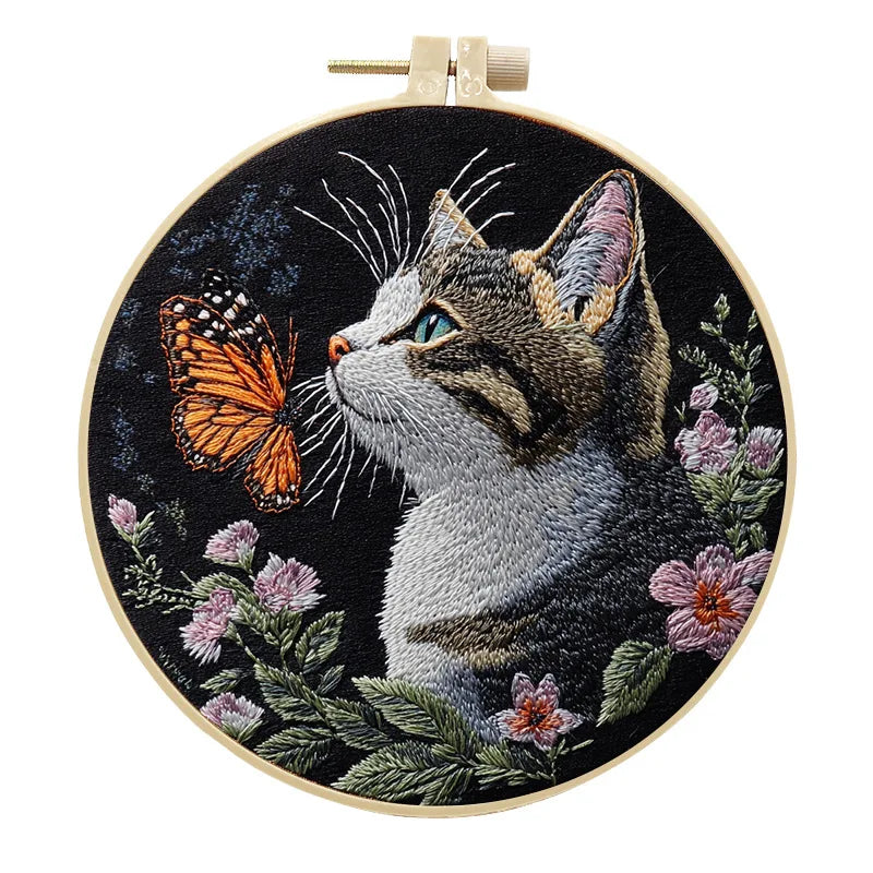 CraftHoop Cat Charm Embroidery Kit