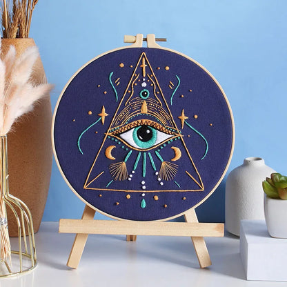 CraftHoop Eye of Wonder Embroidery Kit